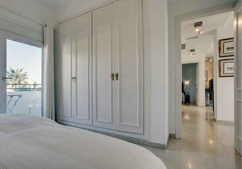 Sunny Golf Apartment Estepona Spanien