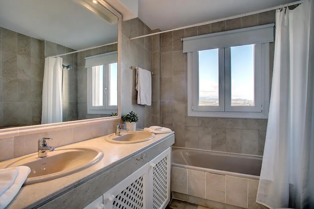 Sunny Golf Apartment Estepona 0*,  Spanien